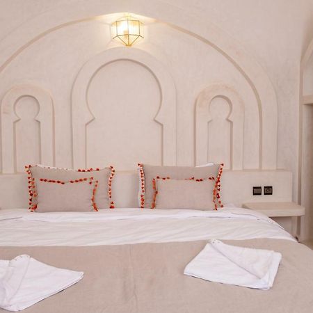 Riad Chebbi Merzouga Luaran gambar