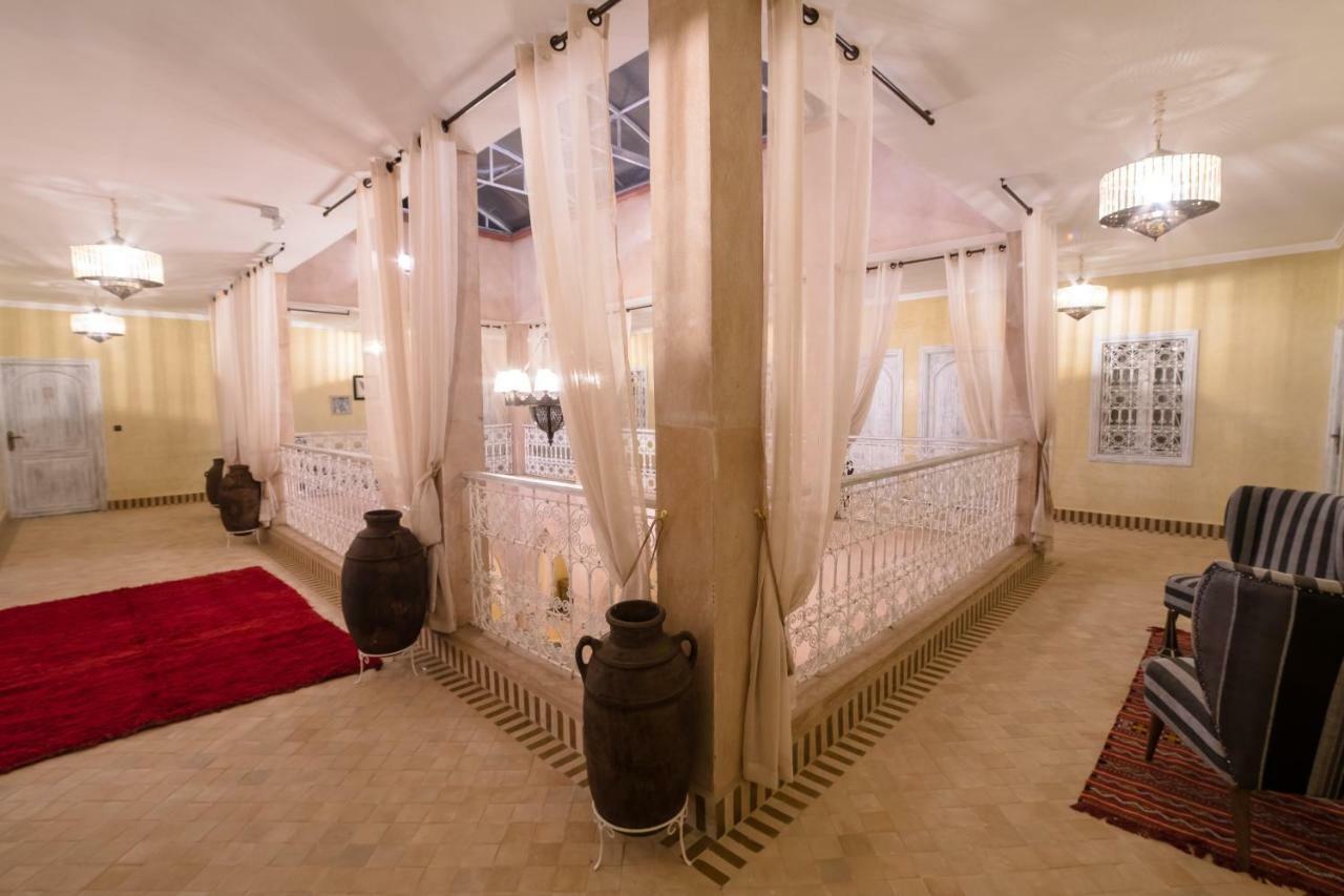 Riad Chebbi Merzouga Luaran gambar