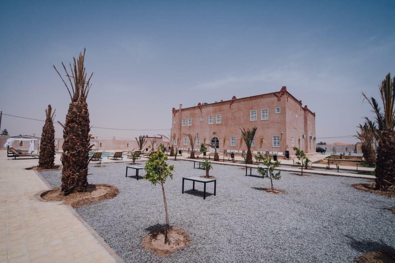 Riad Chebbi Merzouga Luaran gambar